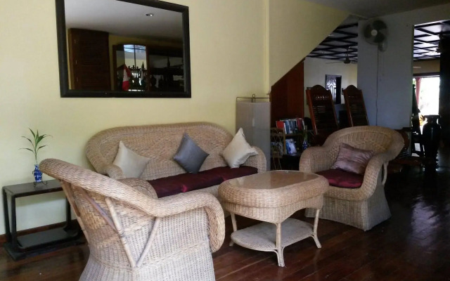 Robam Inn