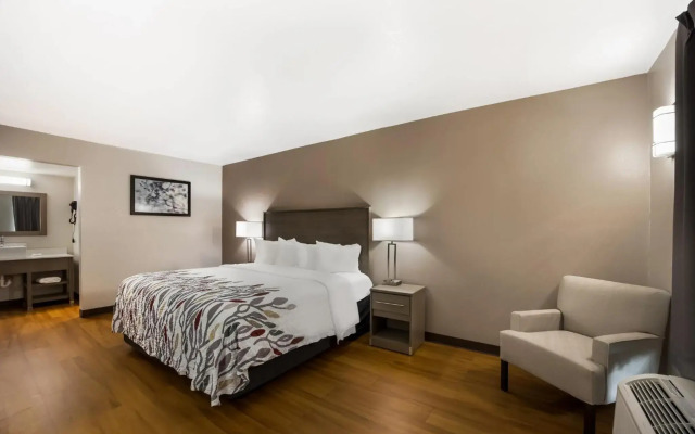 Red Roof Inn & Suites Thomasville