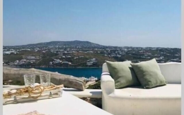 White Stone Mykonos