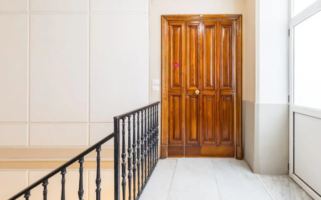 Colonna Apartment 2 by Wonderful Italy