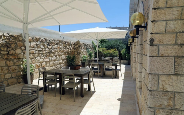 New Gate Hostel