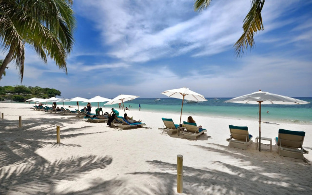 Henann Resort Alona Beach