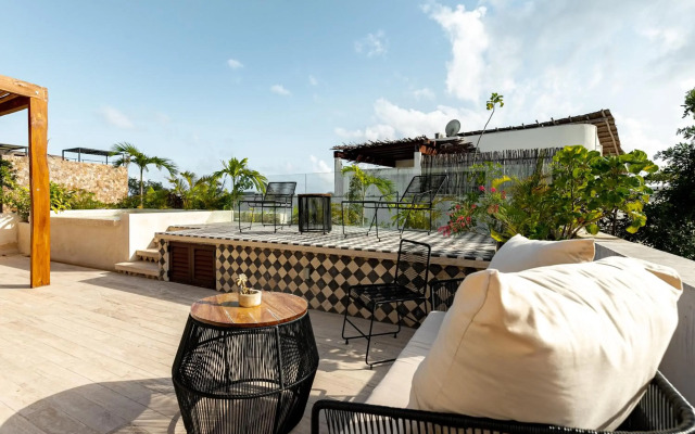 402 Amazing penthouse for couples