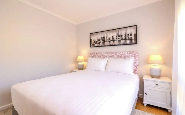 Seaview Heights by the BnB Collection