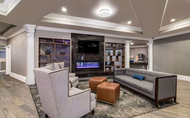 Comfort Inn & Suites Plattsburgh - Morrisonville