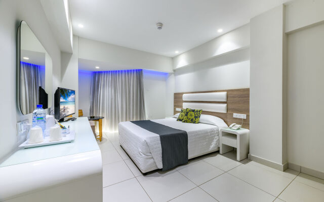 Tasia Maris Sands - Adults Only