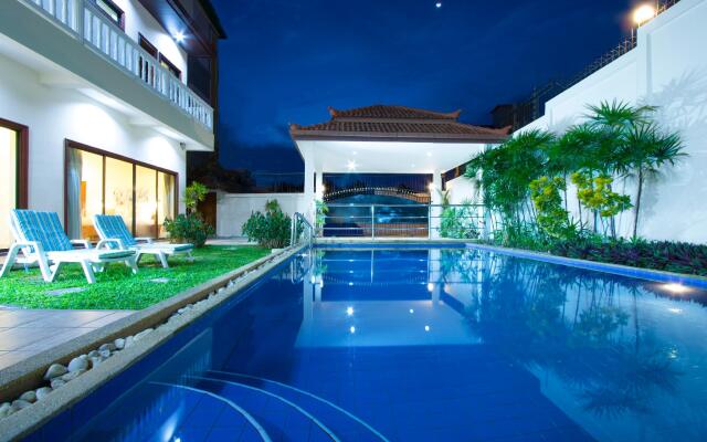 Avoca Pool Villas