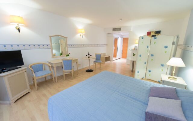 Poseidon Hotel