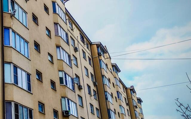 Apartments on Nezhnova Street 21/5