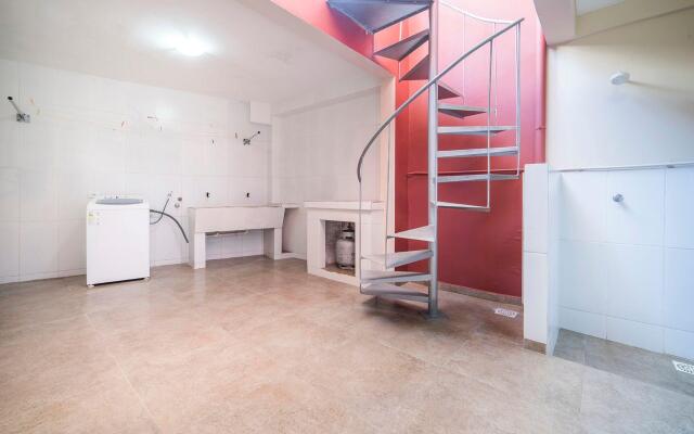 Aluguel Casa 4 quartos s/ 1 suíte frente Mar | Bombas/SC