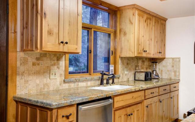 2n Big Pine Lodge