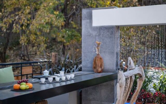 Lijiang Muxi Yu light luxury homestay