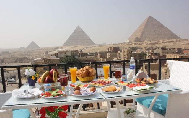 Golden Pyramids Inn