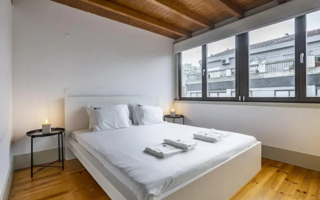 Nomad s Family - Porto City Local