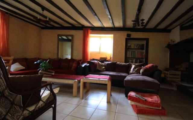 Maison Mariposa - Chambres d'Hôtes et Yourtes