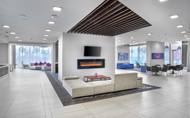 DoubleTree by Hilton Edmonton Downtown