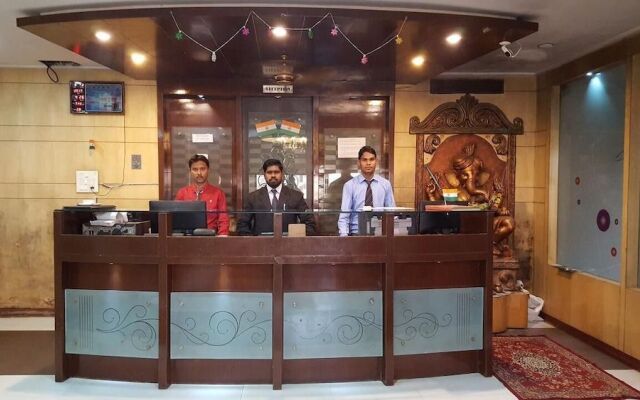 Hotel Vinayak Palace