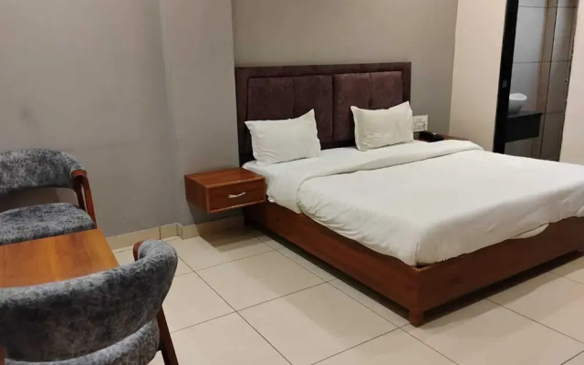 Hotel Comfort Inn By Ganga Gauri Hotels