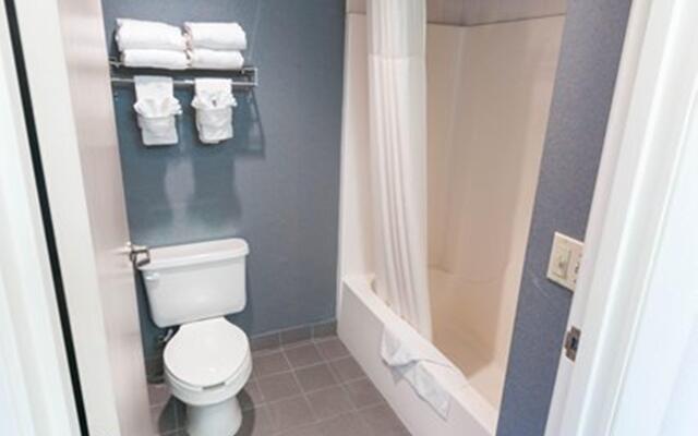 Quality Suites Albuquerque Airport