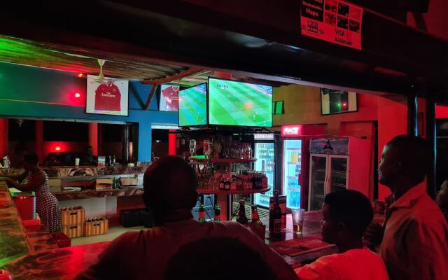 Kimyakimya Pub & lodge