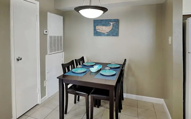 Palms at Cove View 1201 - Babe's Place