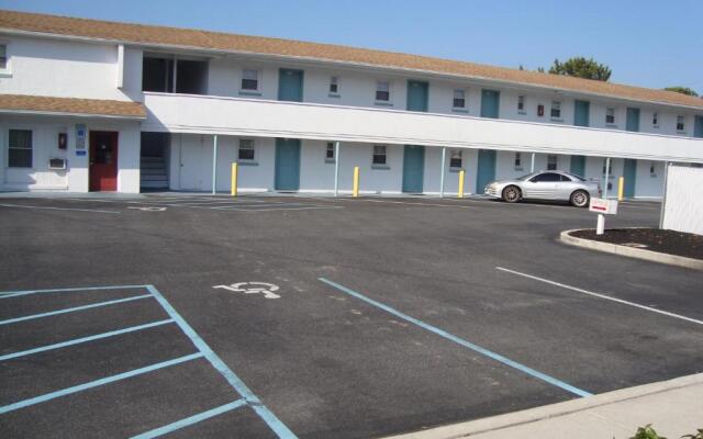 Budget Inn Motel Suites