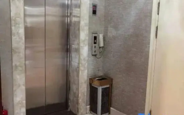 Xinsanhe Hotel (Jinchuan University of technology Haide store)