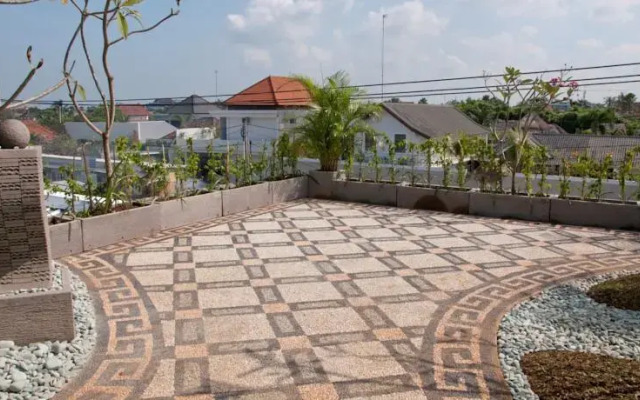 Drupadi Loft