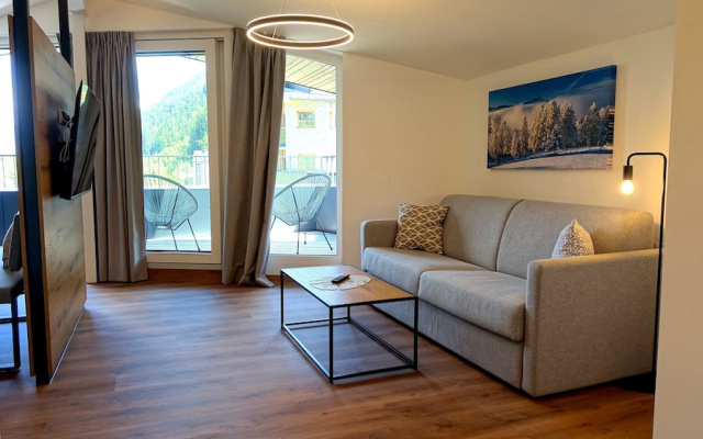 Bergzeit Flat Saalbach Directly on the ski Piste