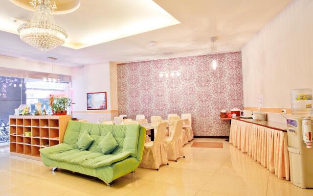 Green Park Hotel