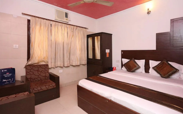 OYO 3033 Radiant Hotel