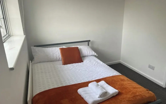 The Coral Guest House Winchester