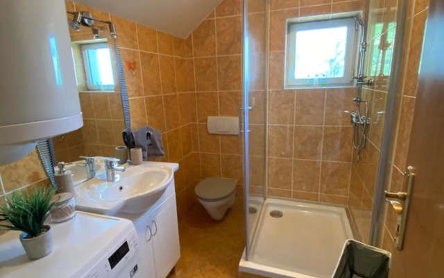 “Bear Hill” Apartments