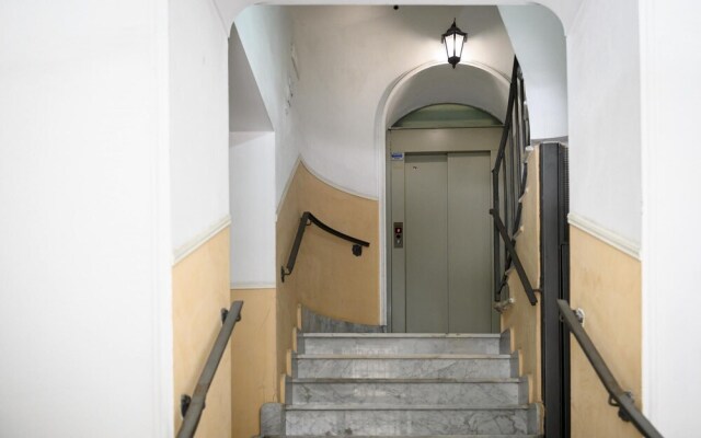 Vespa Apartment - Via Miroballo 19