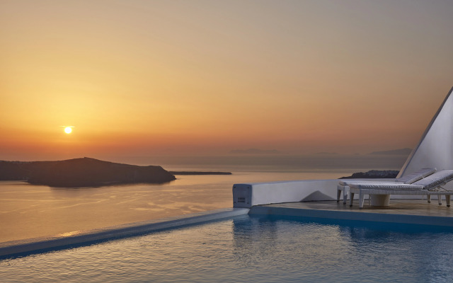 Astra Suites