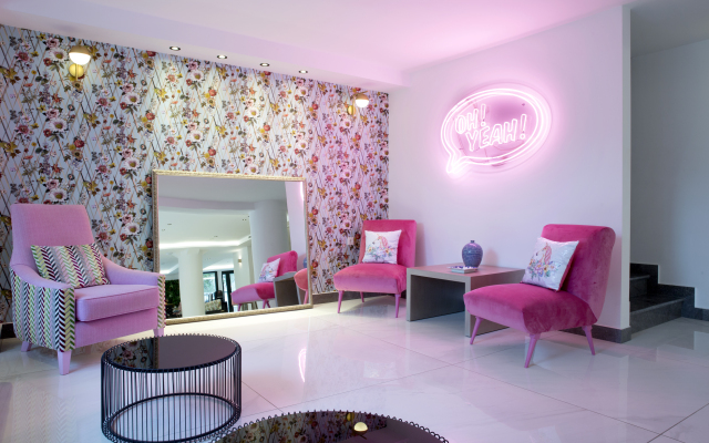 The Alley Hotel