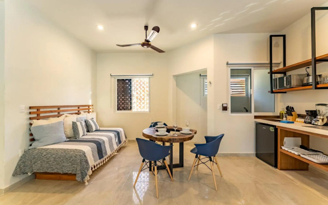 NEW! ARTec Studios WIFI 100 MB