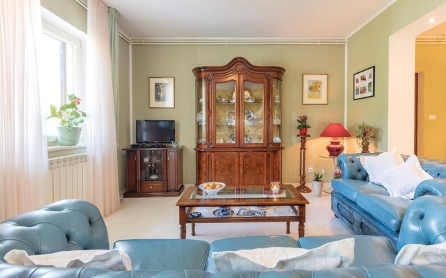 Beautiful Home in Pula With Wifi and 2 Bedrooms