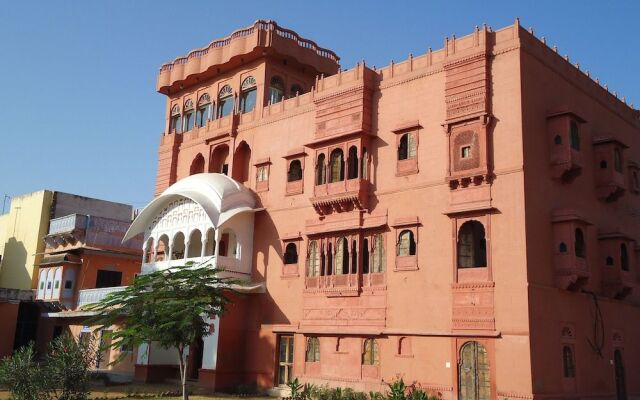 Tordi Palace