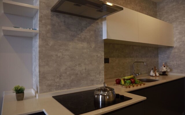 Freda Residence
