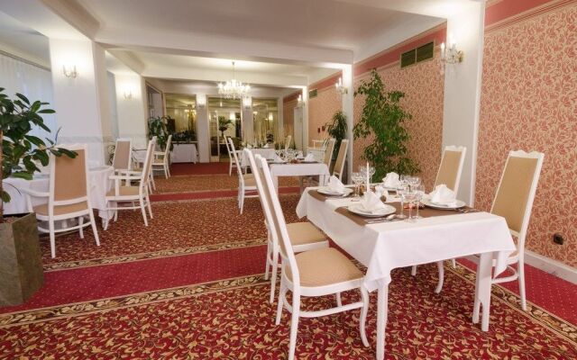 Hotel Ostrov