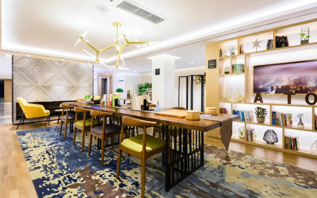 Atour Hotel May Fourth Square Qingdao