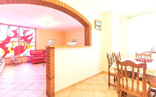 Apartment With In Fažana With Furnished Terrace And Wifi