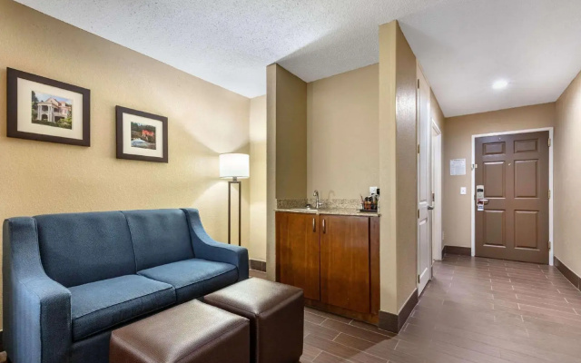 Comfort Inn