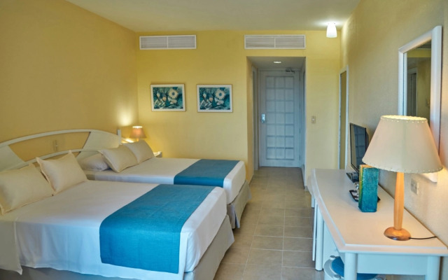 Bellevue Puntarena Playa Caleta