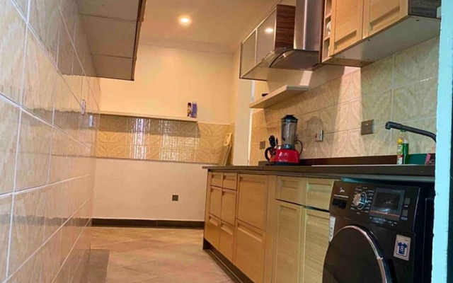 Sunflower Residence Oniru
