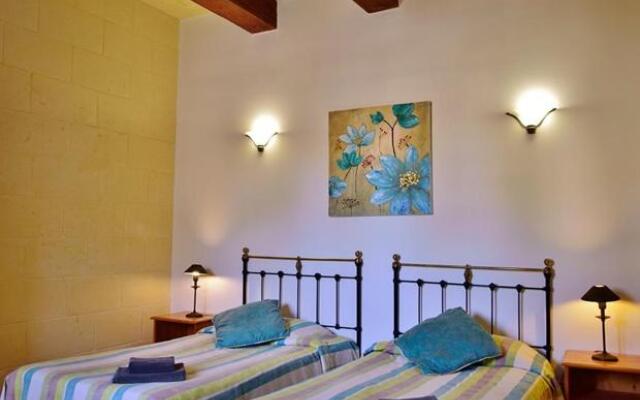 Gozo Farmhouses - Gozo Village Holidays