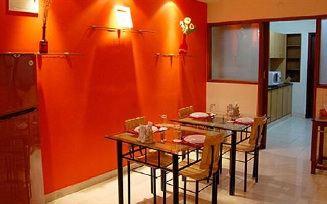 Sterling Suites - Langford Town