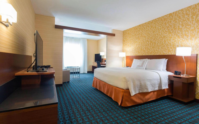 Fairfield Inn & Suites Jamestown