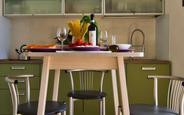 Bed And Travel Apartment La Minerva Suite